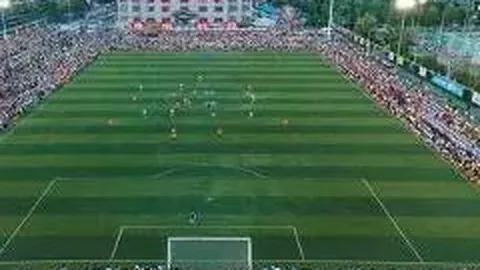 “湖人客场挑战灰熊，东契奇状态不明朗出战存疑，此前连续缺阵三场！”